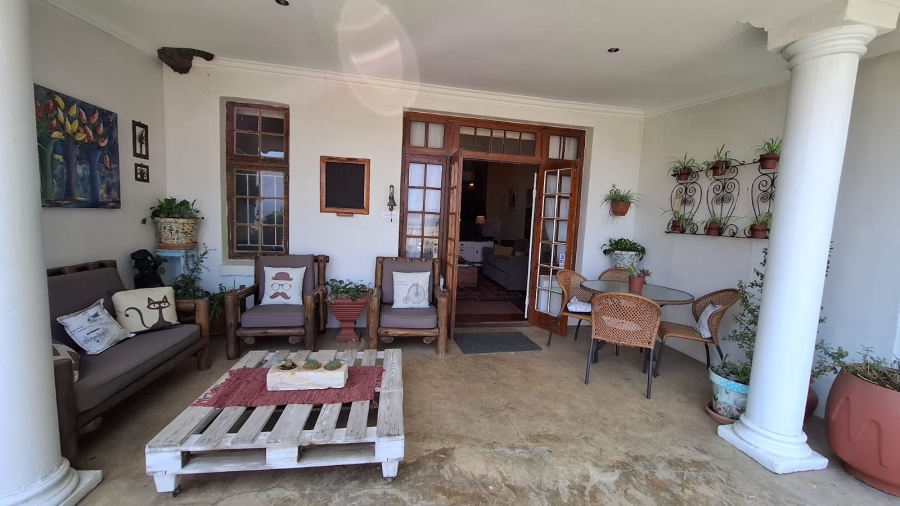 6 Bedroom Property for Sale in Volksrust Mpumalanga