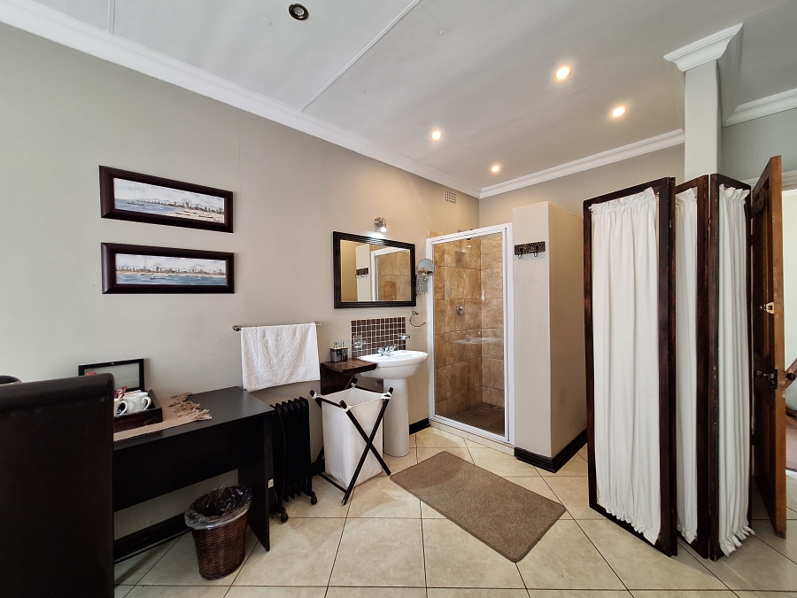 6 Bedroom Property for Sale in Volksrust Mpumalanga