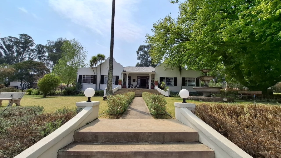 6 Bedroom Property for Sale in Volksrust Mpumalanga