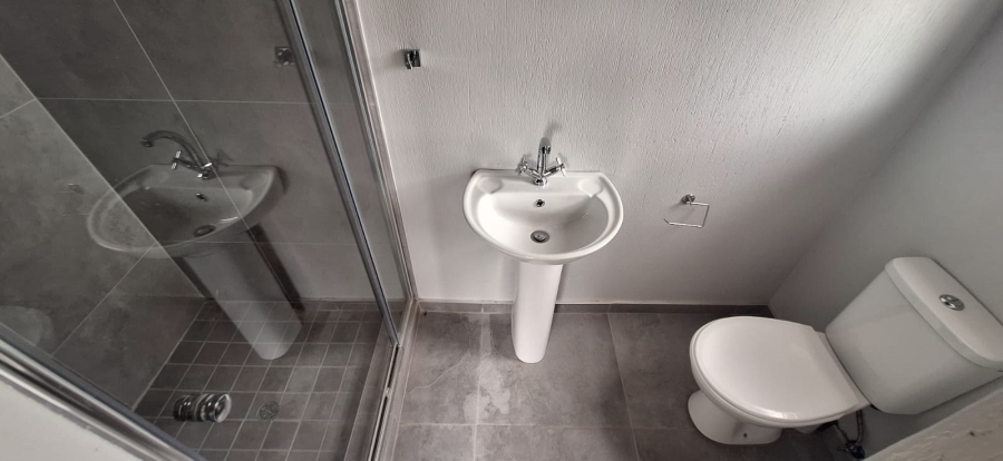 To Let 2 Bedroom Property for Rent in Nelspruit Ext 29 Mpumalanga