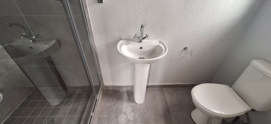 To Let 2 Bedroom Property for Rent in Nelspruit Ext 29 Mpumalanga