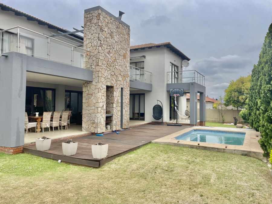 5 Bedroom Property for Sale in Secunda Mpumalanga