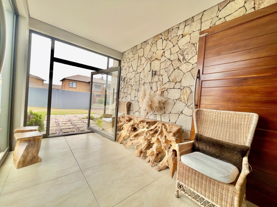 5 Bedroom Property for Sale in Secunda Mpumalanga