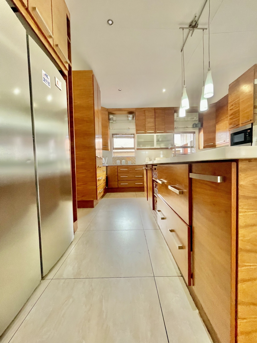 5 Bedroom Property for Sale in Secunda Mpumalanga