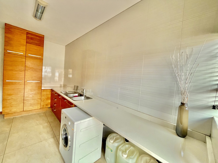 5 Bedroom Property for Sale in Secunda Mpumalanga