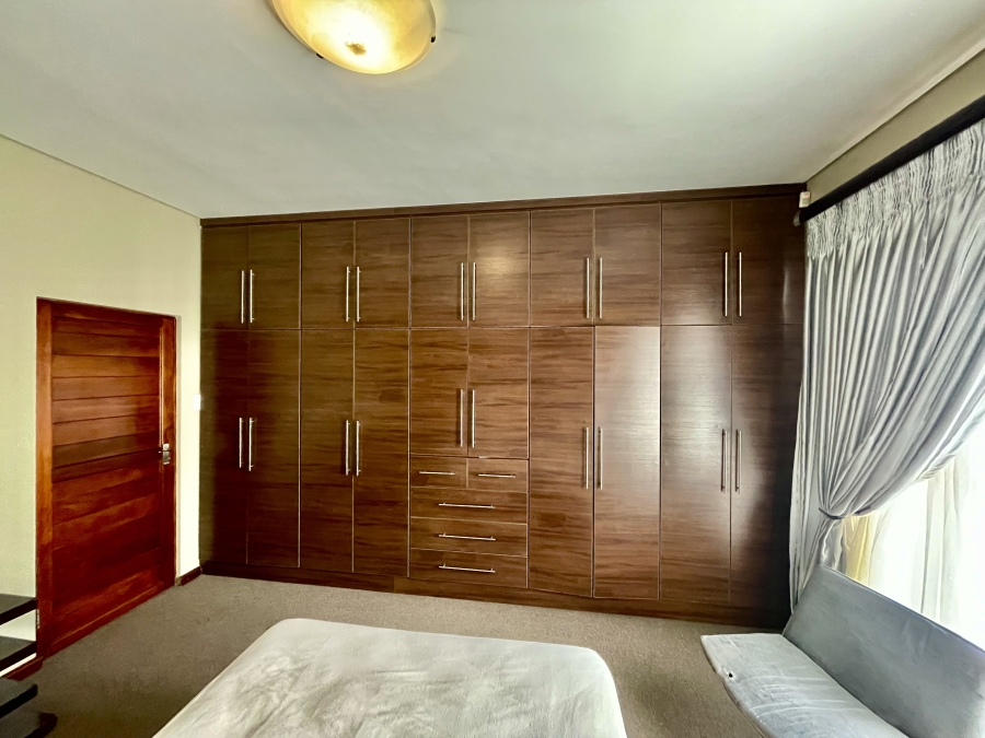 5 Bedroom Property for Sale in Secunda Mpumalanga