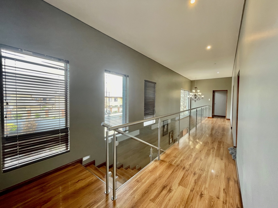 5 Bedroom Property for Sale in Secunda Mpumalanga