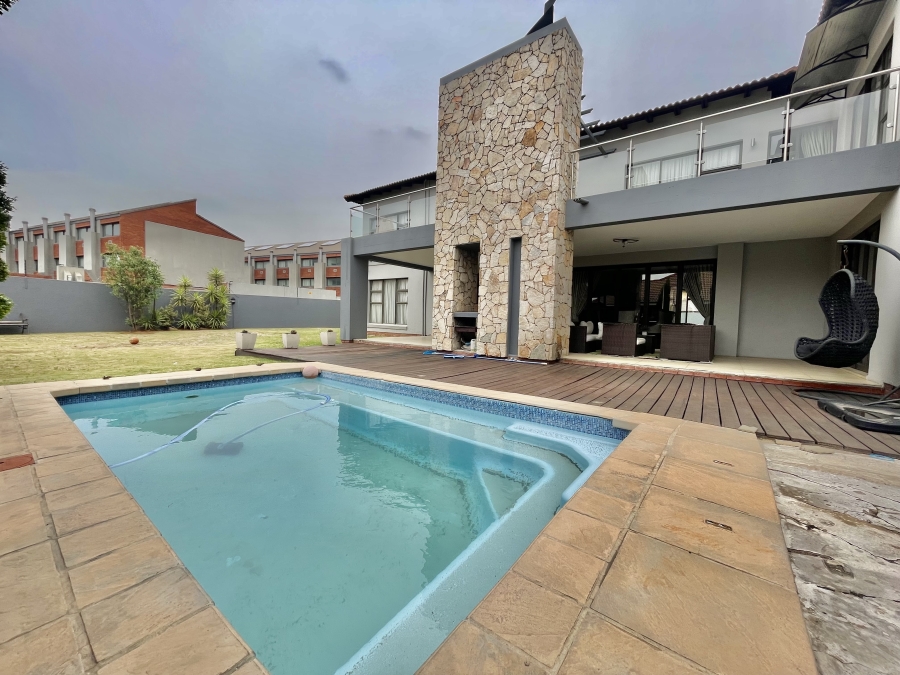 5 Bedroom Property for Sale in Secunda Mpumalanga