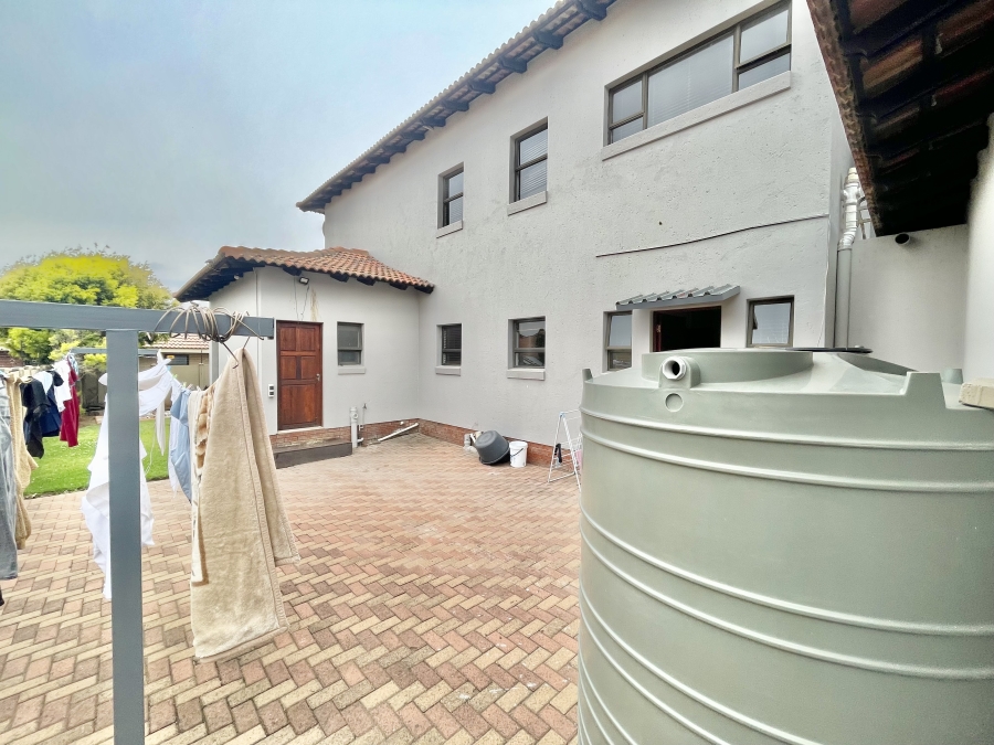 5 Bedroom Property for Sale in Secunda Mpumalanga