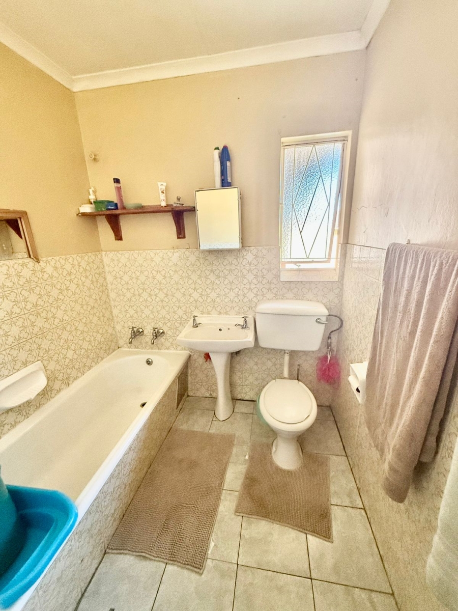 8 Bedroom Property for Sale in Secunda Mpumalanga