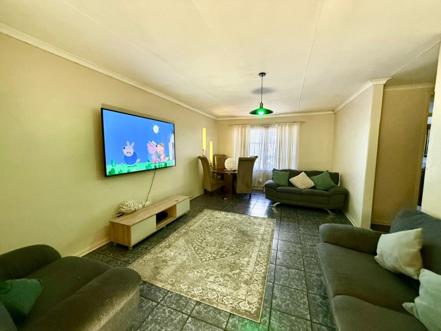 8 Bedroom Property for Sale in Secunda Mpumalanga