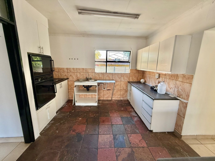 8 Bedroom Property for Sale in Secunda Mpumalanga