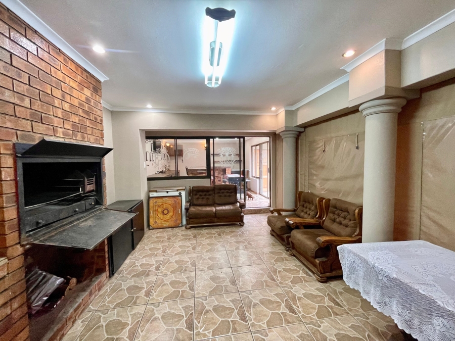 4 Bedroom Property for Sale in Secunda Mpumalanga