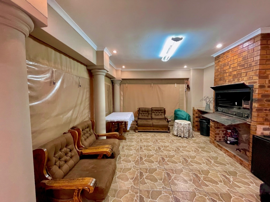 4 Bedroom Property for Sale in Secunda Mpumalanga