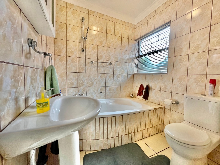 4 Bedroom Property for Sale in Secunda Mpumalanga