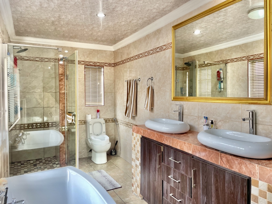 4 Bedroom Property for Sale in Secunda Mpumalanga