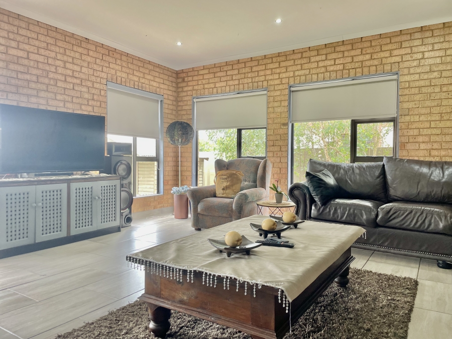 3 Bedroom Property for Sale in Secunda Mpumalanga