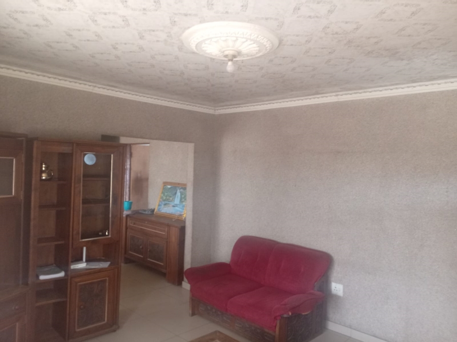 3 Bedroom Property for Sale in Hlalanikahle Mpumalanga