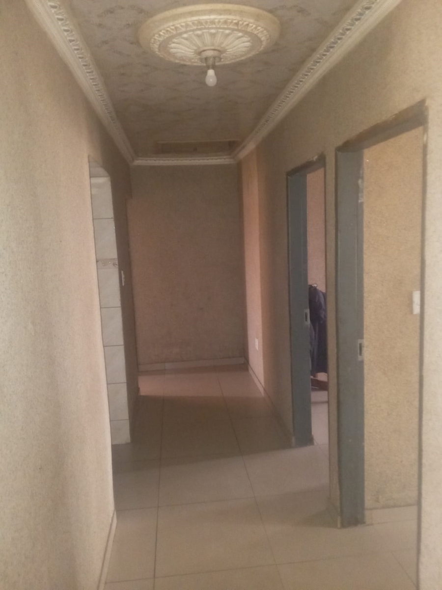 3 Bedroom Property for Sale in Hlalanikahle Mpumalanga