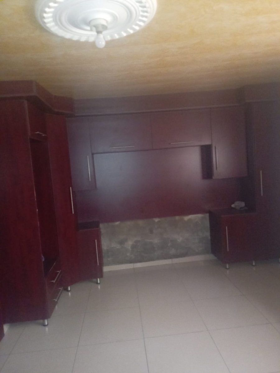 3 Bedroom Property for Sale in Hlalanikahle Mpumalanga