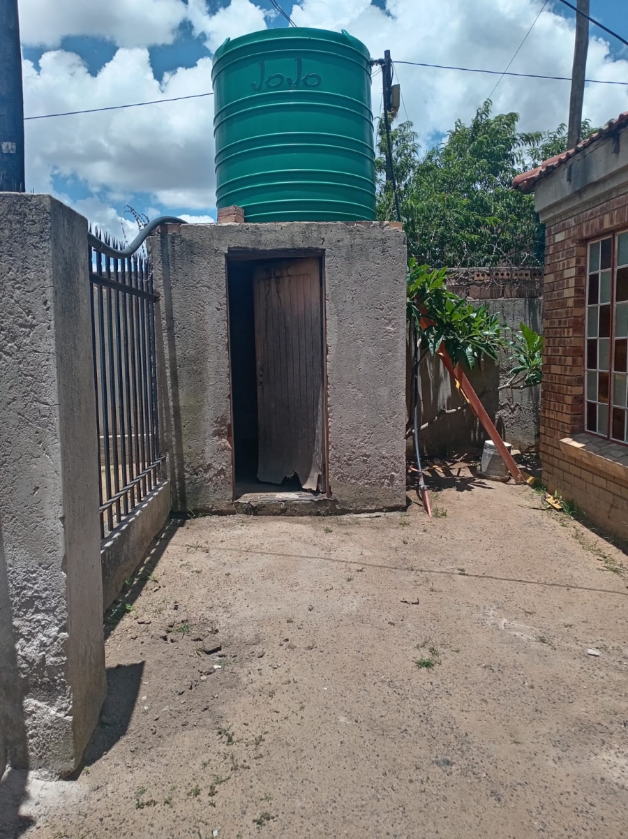 3 Bedroom Property for Sale in Hlalanikahle Mpumalanga