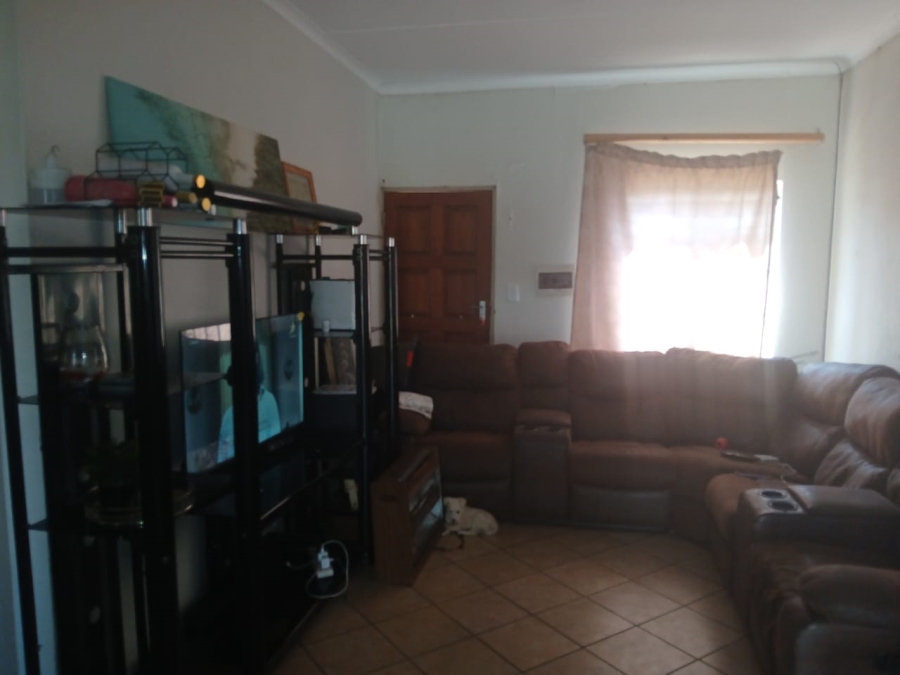 2 Bedroom Property for Sale in George Botha Park Mpumalanga