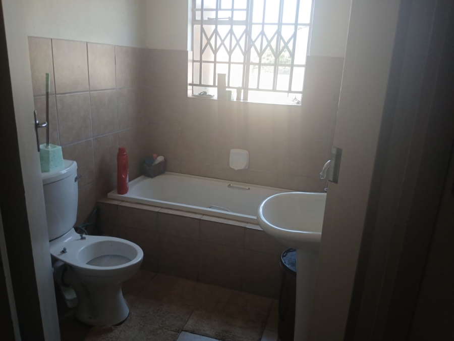 2 Bedroom Property for Sale in George Botha Park Mpumalanga