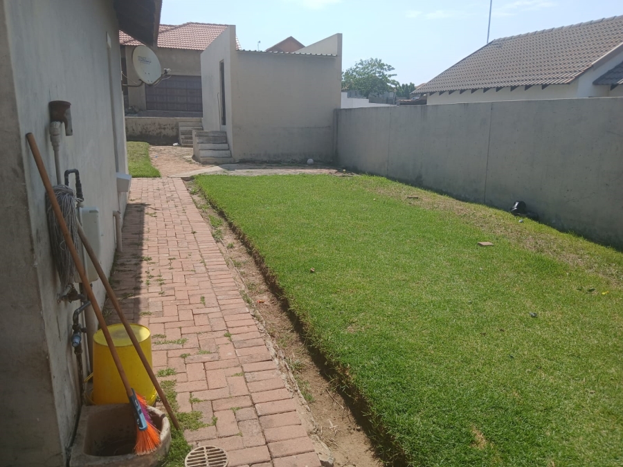 2 Bedroom Property for Sale in George Botha Park Mpumalanga