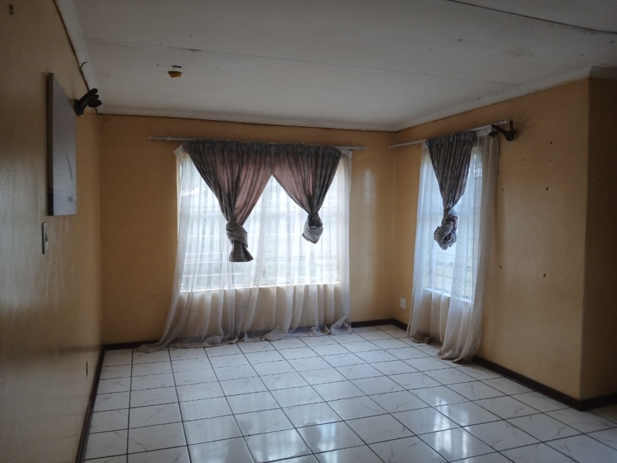 3 Bedroom Property for Sale in Nederlandpark Mpumalanga