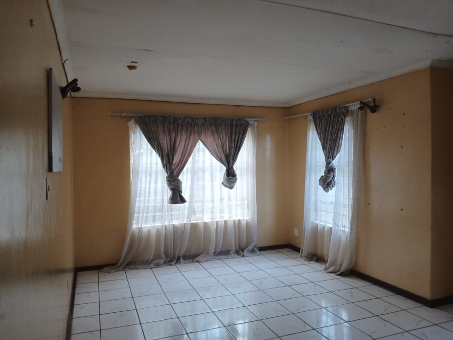 3 Bedroom Property for Sale in Nederlandpark Mpumalanga