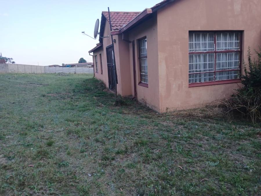 3 Bedroom Property for Sale in Nederlandpark Mpumalanga