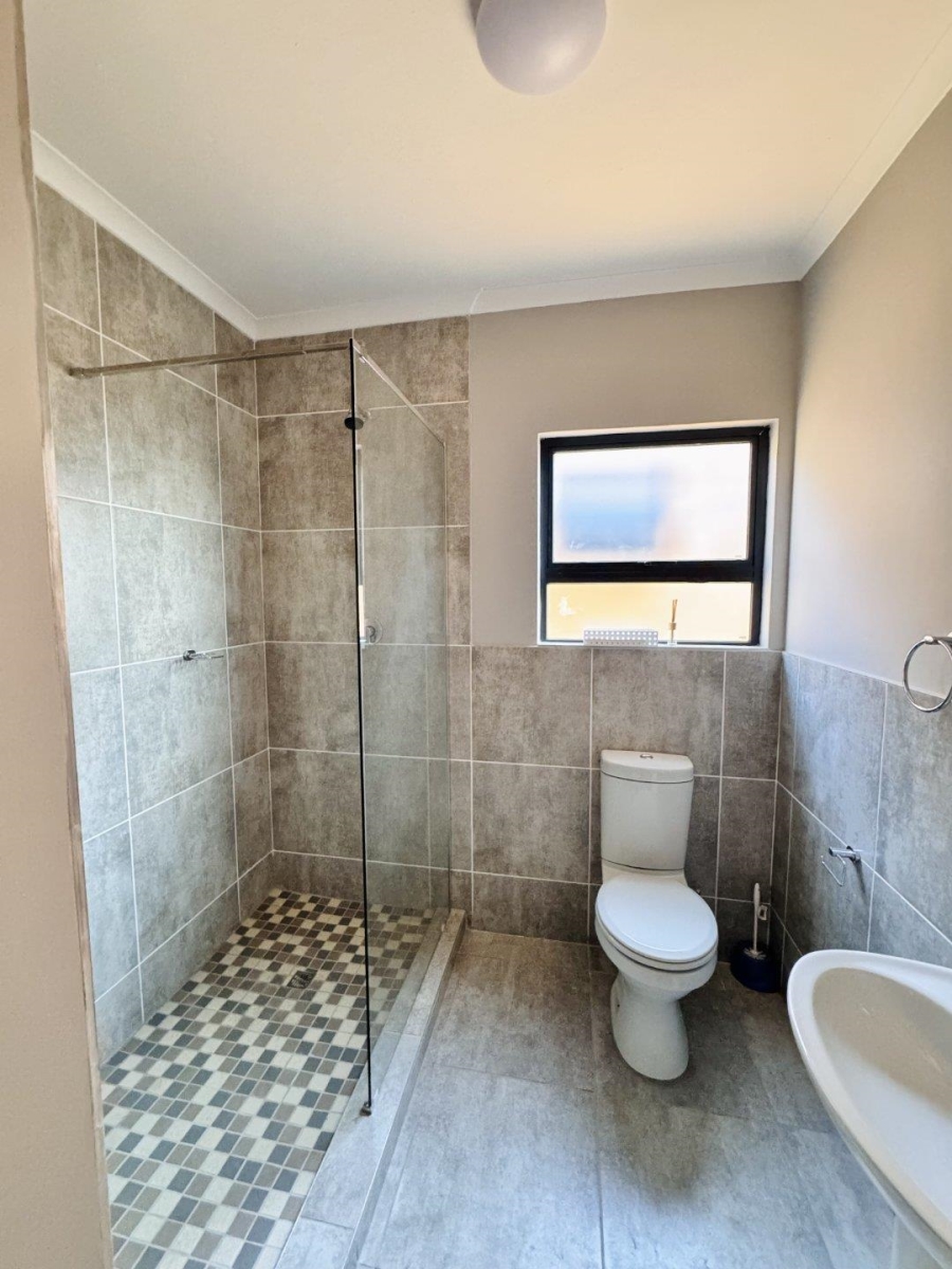 3 Bedroom Property for Sale in Die Heuwel Ext 2 Mpumalanga