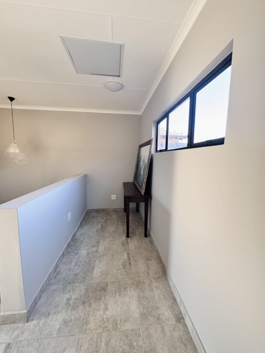 3 Bedroom Property for Sale in Die Heuwel Ext 2 Mpumalanga