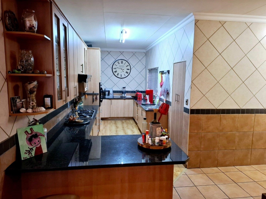 3 Bedroom Property for Sale in Aerorand Mpumalanga