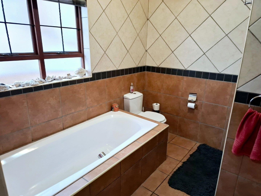 3 Bedroom Property for Sale in Aerorand Mpumalanga