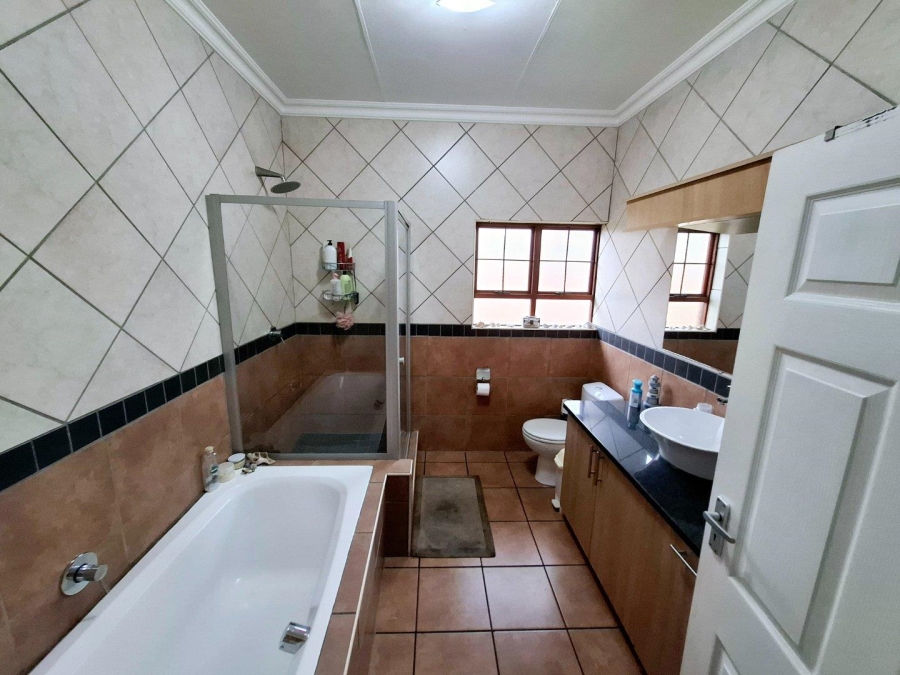 3 Bedroom Property for Sale in Aerorand Mpumalanga