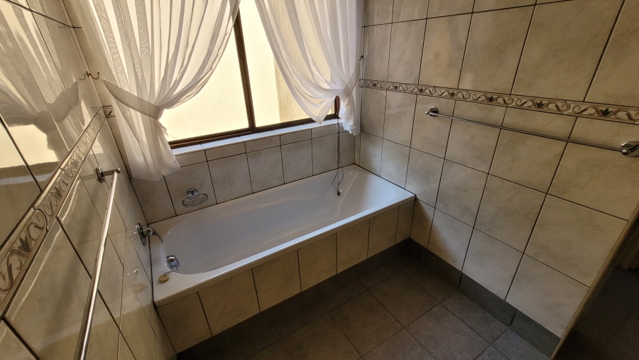 3 Bedroom Property for Sale in The Rest Mpumalanga