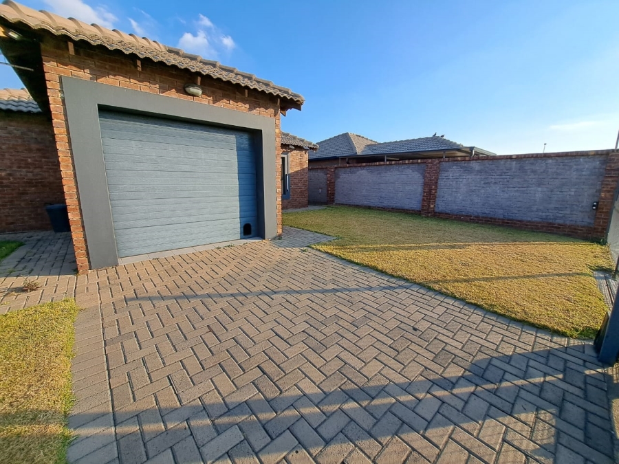 2 Bedroom Property for Sale in Secunda Mpumalanga