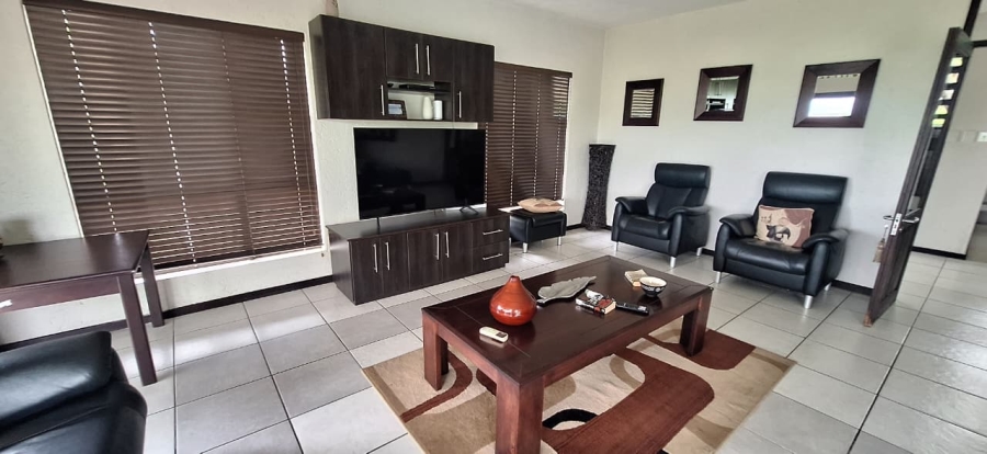 To Let 3 Bedroom Property for Rent in Ntulo Wildlife Estate Mpumalanga