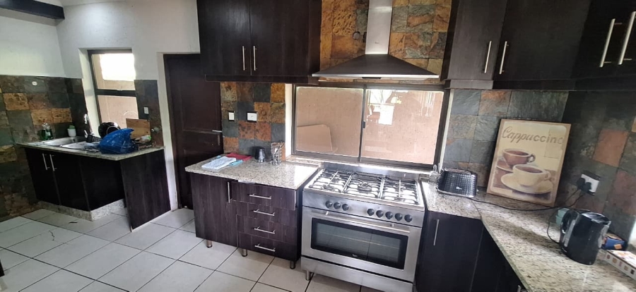 To Let 3 Bedroom Property for Rent in Ntulo Wildlife Estate Mpumalanga