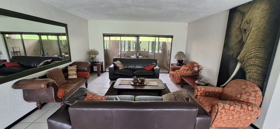 To Let 3 Bedroom Property for Rent in Ntulo Wildlife Estate Mpumalanga