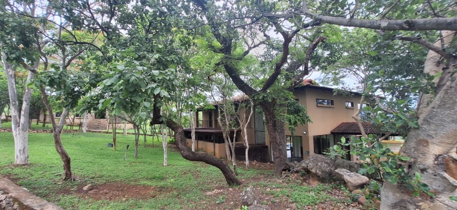 To Let 3 Bedroom Property for Rent in Ntulo Wildlife Estate Mpumalanga