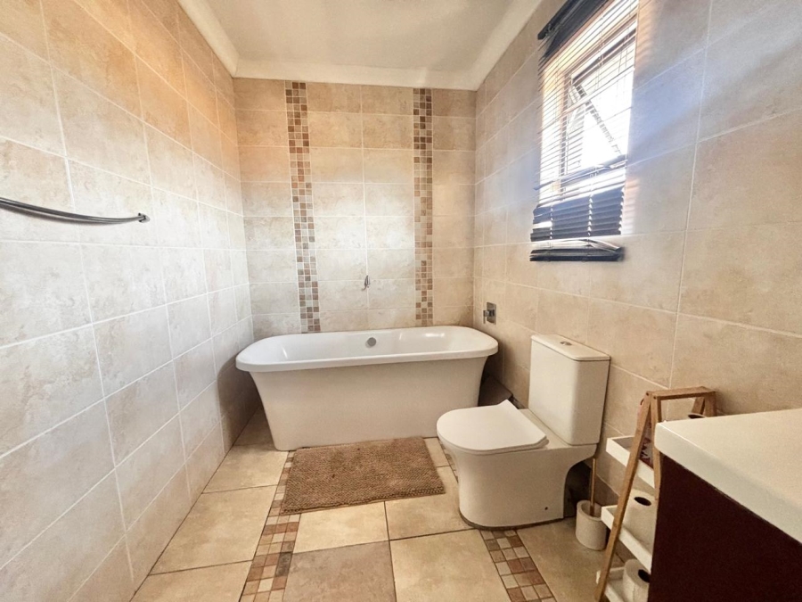 4 Bedroom Property for Sale in Noordrand Mpumalanga