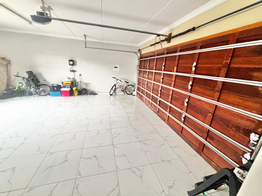 4 Bedroom Property for Sale in Noordrand Mpumalanga