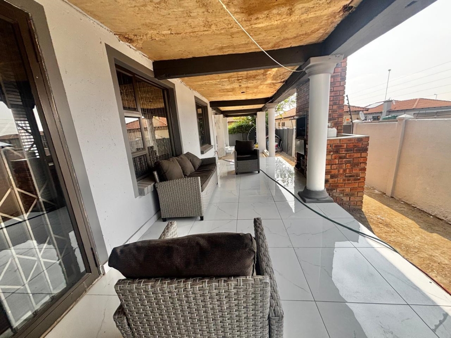 4 Bedroom Property for Sale in Noordrand Mpumalanga