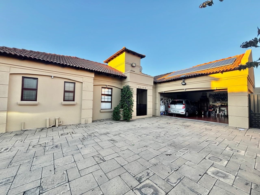 3 Bedroom Property for Sale in Secunda Mpumalanga