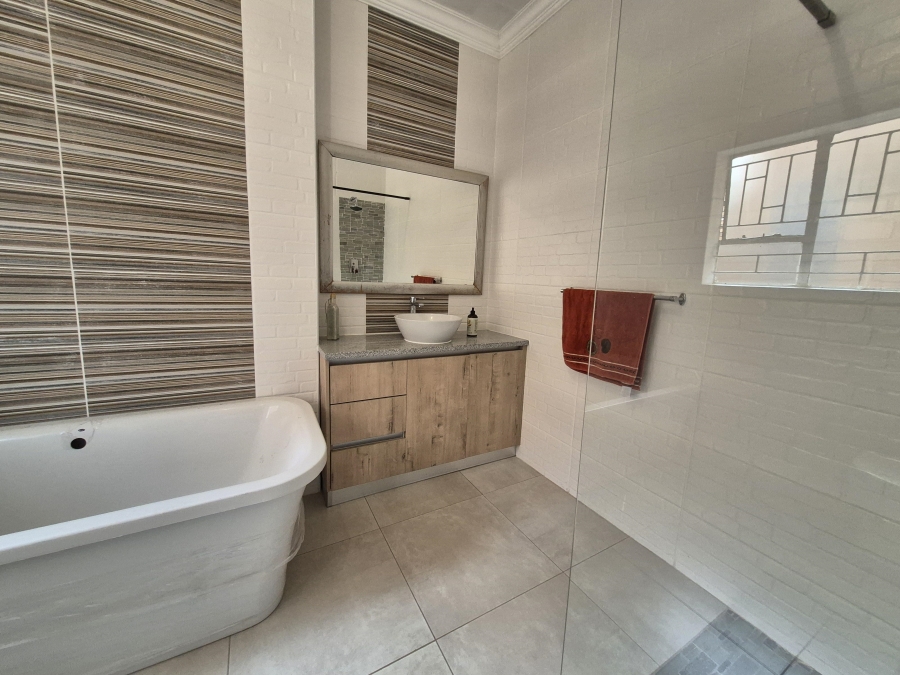 4 Bedroom Property for Sale in Kinross Mpumalanga