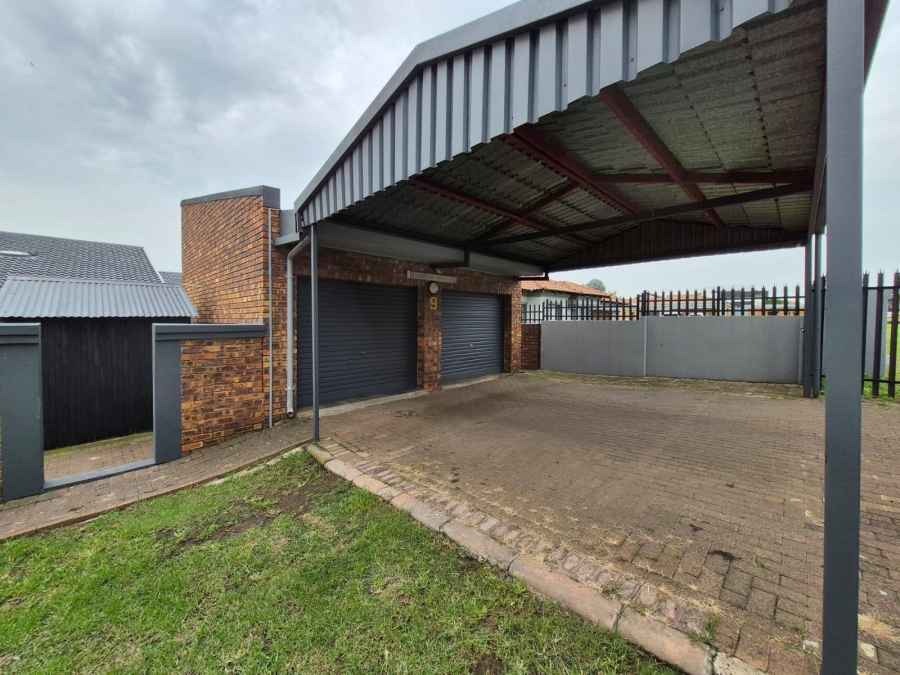 4 Bedroom Property for Sale in Kinross Mpumalanga