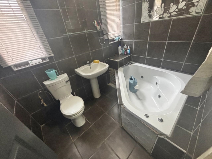 4 Bedroom Property for Sale in Secunda Mpumalanga