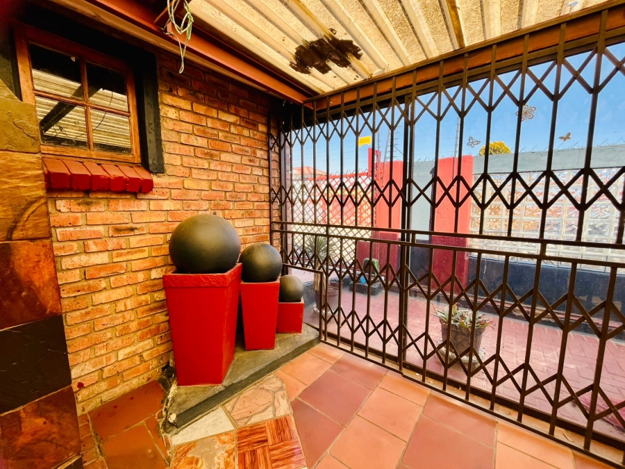 4 Bedroom Property for Sale in Embalenhle Ext 4 Mpumalanga